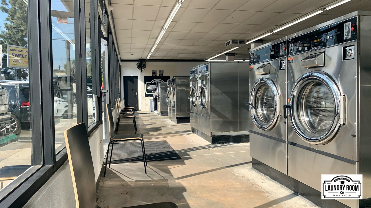 Trusted Wash Dry Fold Drop Off Near 90034 | The Laundry Room